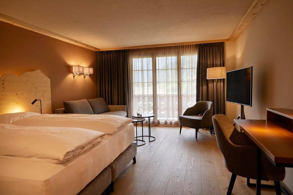 Hotel Alpenland กืซตาด์ก ภายนอก รูปภาพ