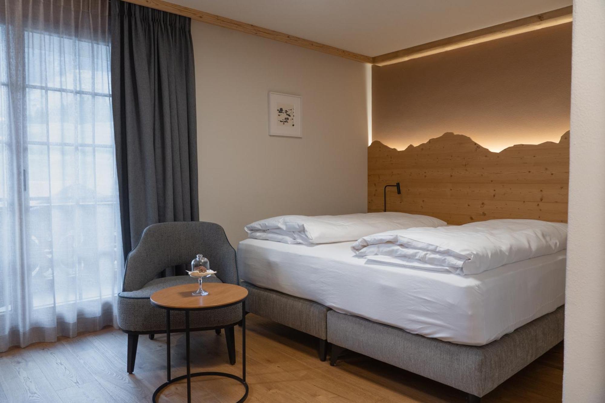 Hotel Alpenland กืซตาด์ก ภายนอก รูปภาพ