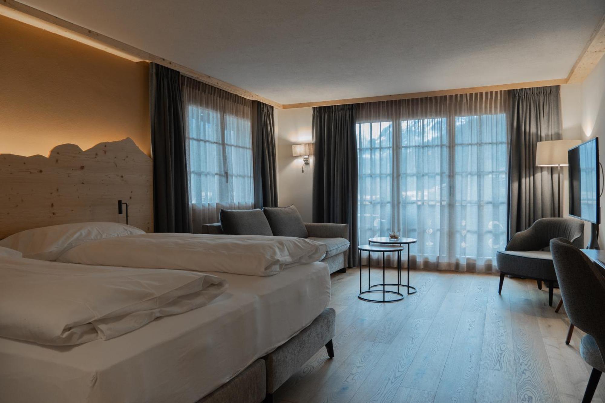 Hotel Alpenland กืซตาด์ก ภายนอก รูปภาพ